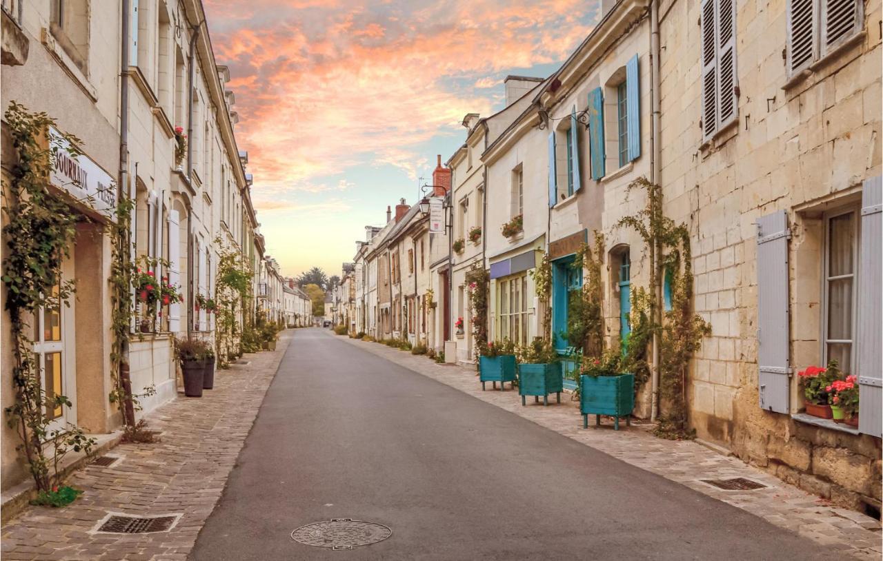 Amazing Home In Fontevraud Labbaye With Wifi ภายนอก รูปภาพ