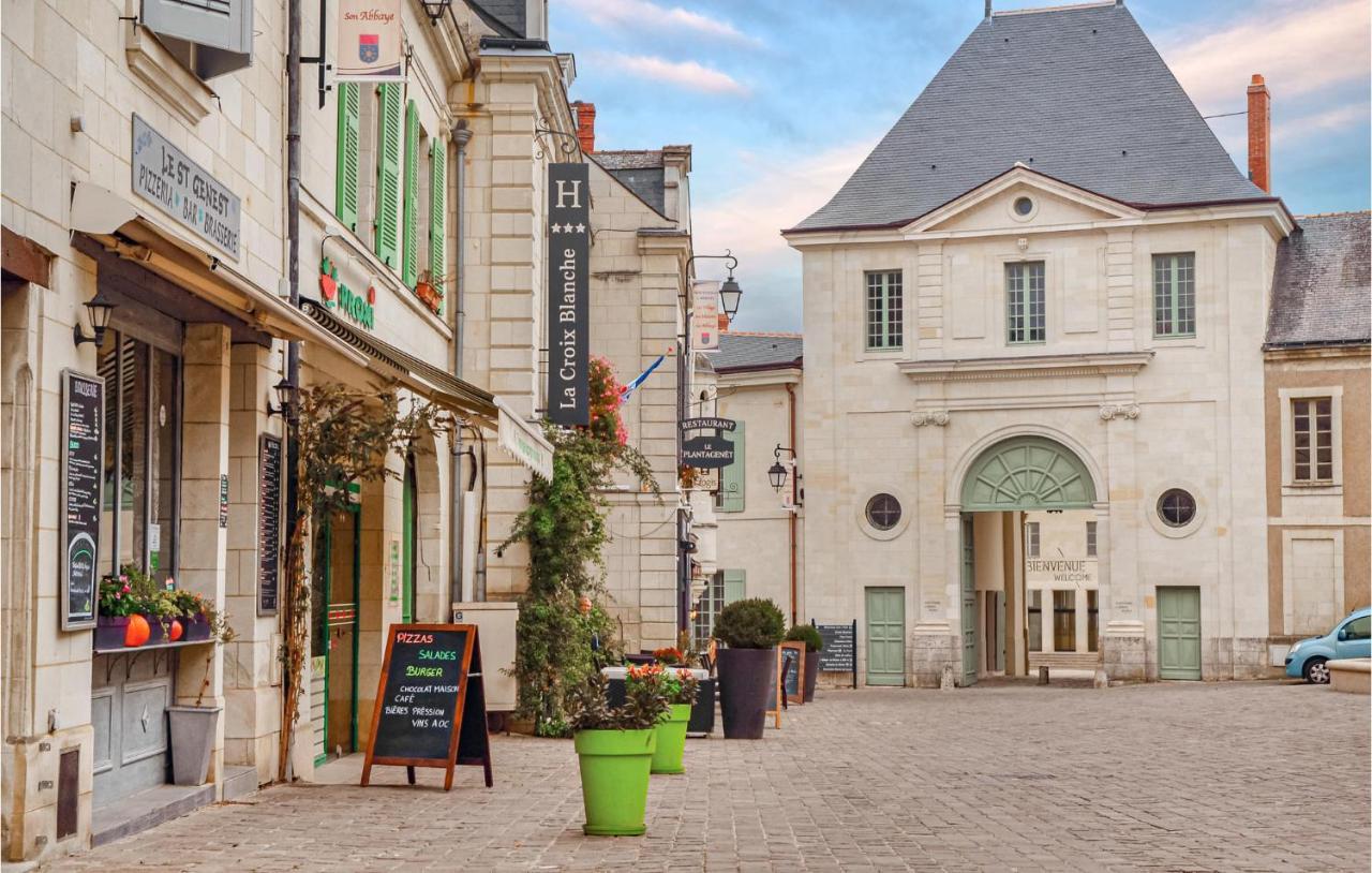 Amazing Home In Fontevraud Labbaye With Wifi ภายนอก รูปภาพ